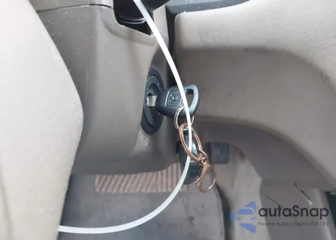 2000 Honda Accord 2.3 Lx from USA, damaged, VIN 1HGCG6655YA132368